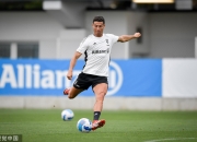 开云体育在线-关于尤文图斯客场憾负AC米兰，止步洲际杯半决赛的信息