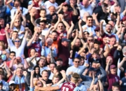 开云体育-西汉姆联客场告捷！抢分成功，实现胜利的简单介绍