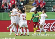 开云体育在线-荷兰队轻松击败喀麦隆队，晋级八强