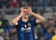 开云体育登录-关于国米球员佩里西奇受伤在家休养，无缘下一场比赛的信息