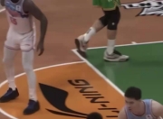 开云体育入口-新疆队完胜山东队，张镇麟统治全场