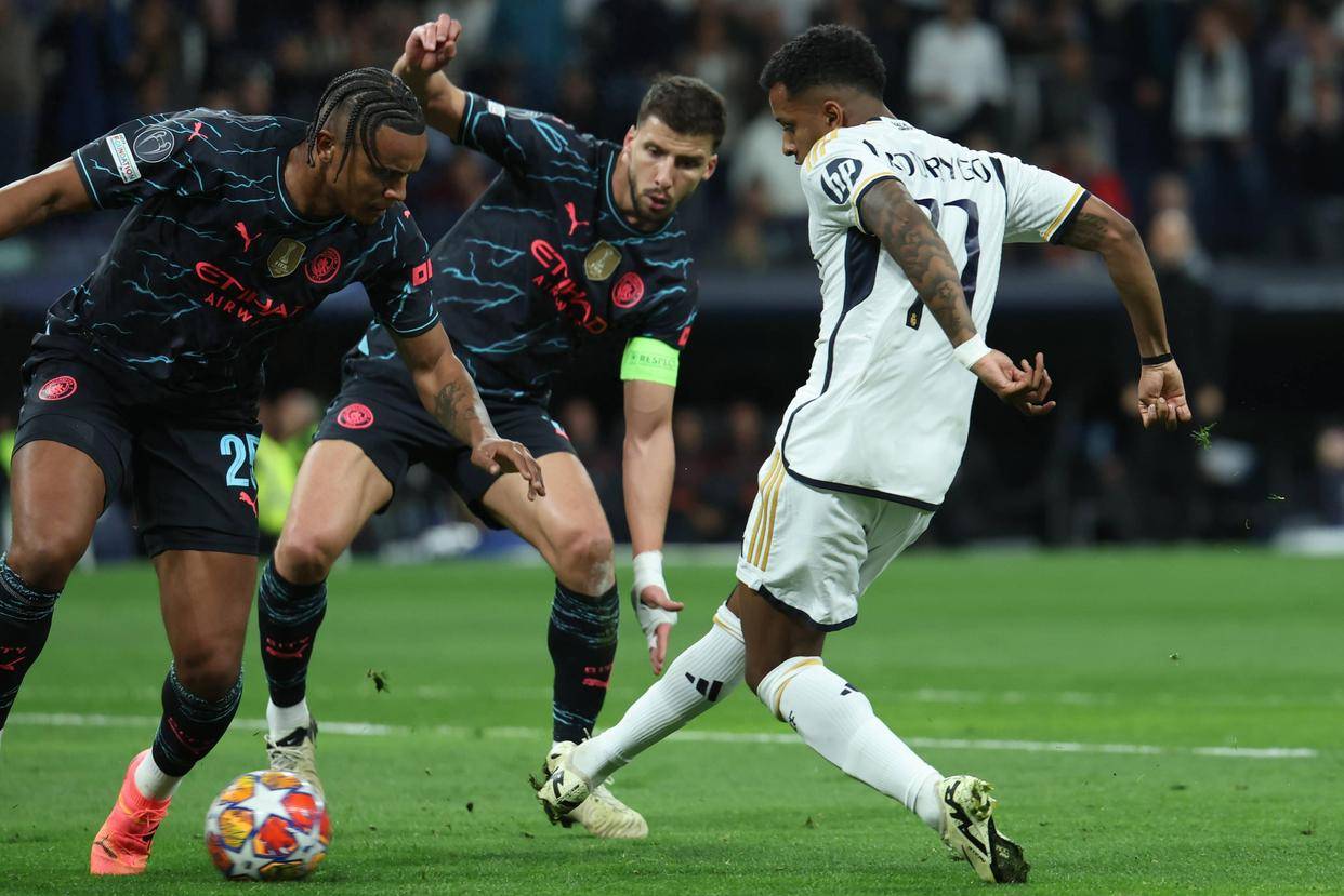 关于皇家马德里继续保持领先地位，稳固小组赛第一的信息