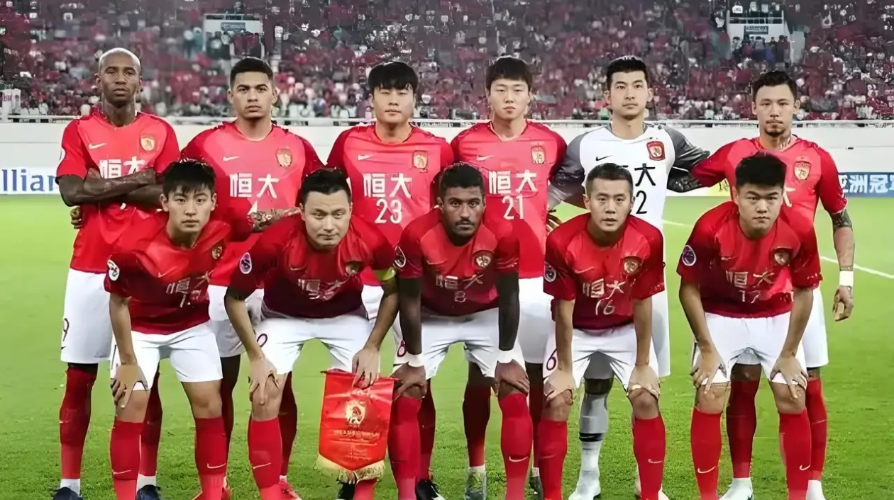 包含广州恒大防线稳固,客场取胜压制对手,表现令人期待的词条 包含广州恒大防线稳固,客场取胜压制对手,表现令人期待的词条