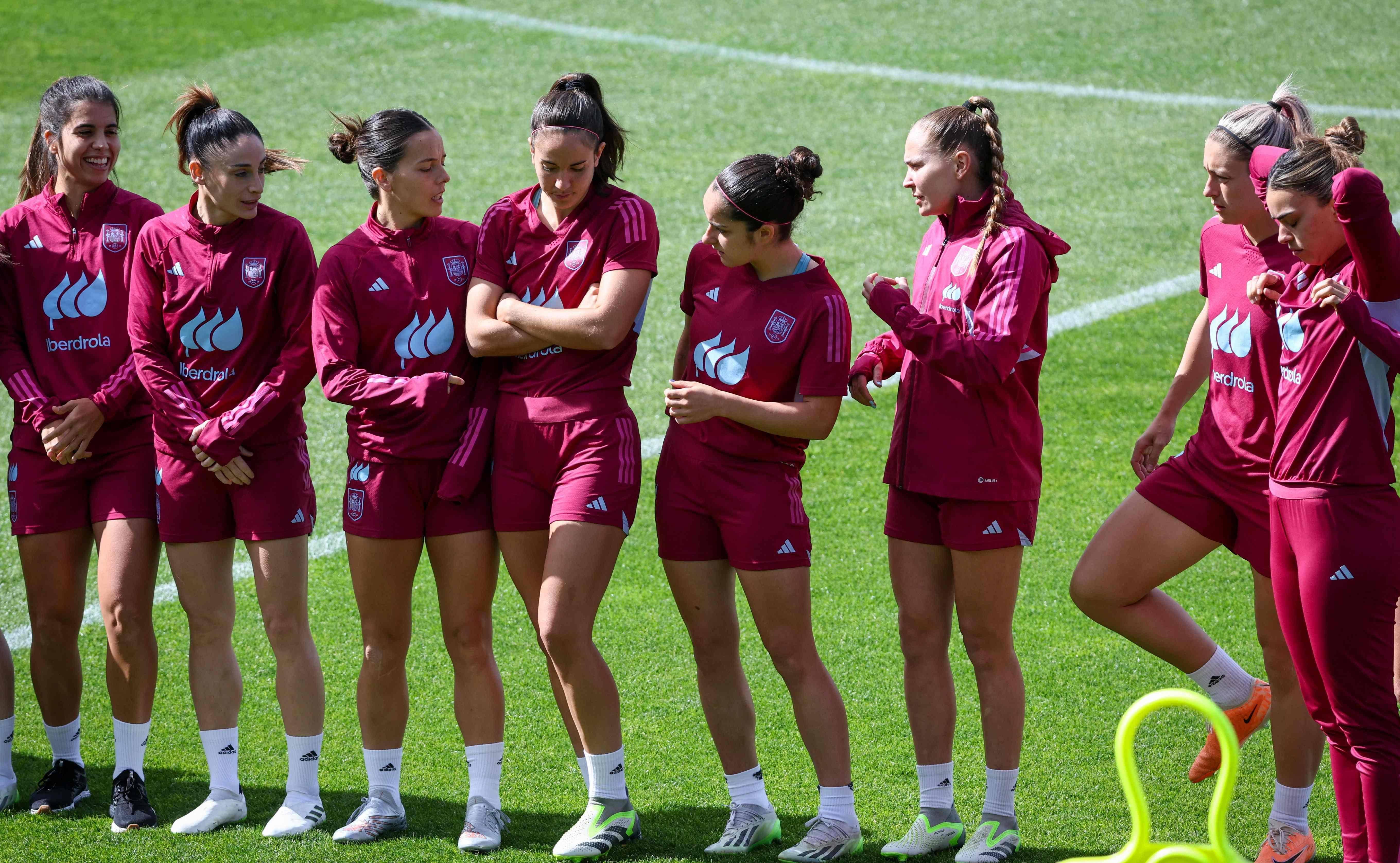 澳大利亚女足备战南极杯：瞄准冠军的简单介绍