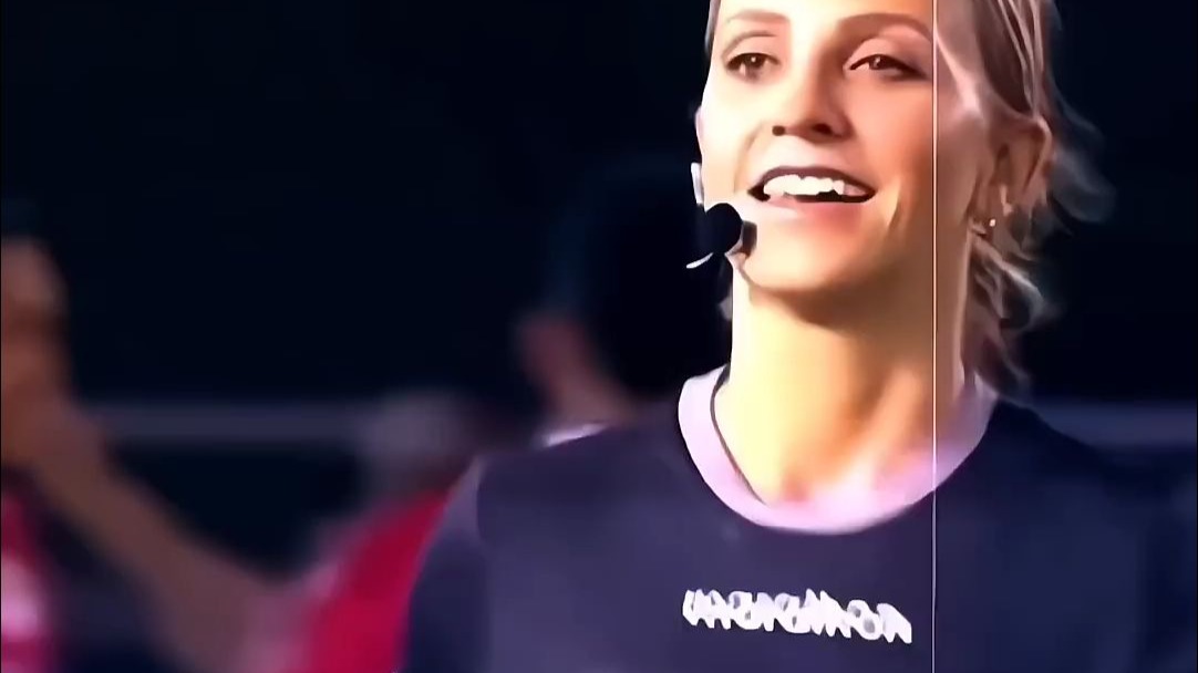 女性足球赛场上掀起轰动,实力与风采并存的简单介绍 女性足球赛场上掀起轰动,实力与风采并存的简单介绍