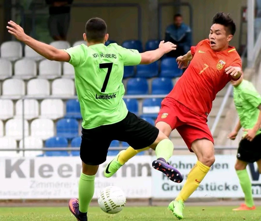 精彩对决成为焦点赛事,球迷期待值高涨的简单介绍 精彩对决成为焦点赛事,球迷期待值高涨的简单介绍