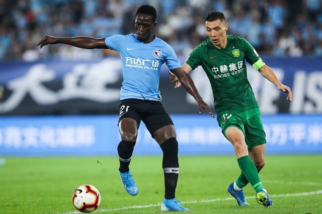 包含河南建业主场不敌青岛黄海，遭遇保级重创的词条