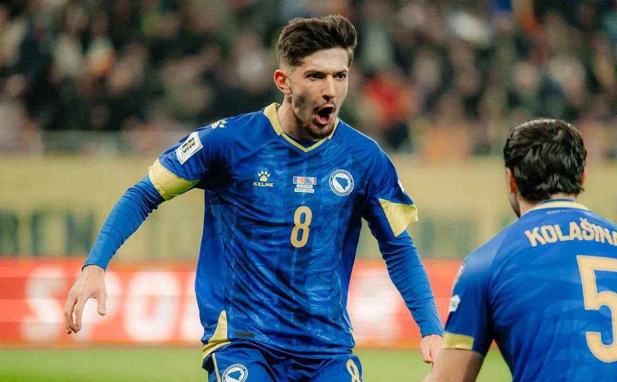 包含意大利在与波黑的比赛中居功至伟的词条 包含意大利在与波黑的比赛中居功至伟的词条