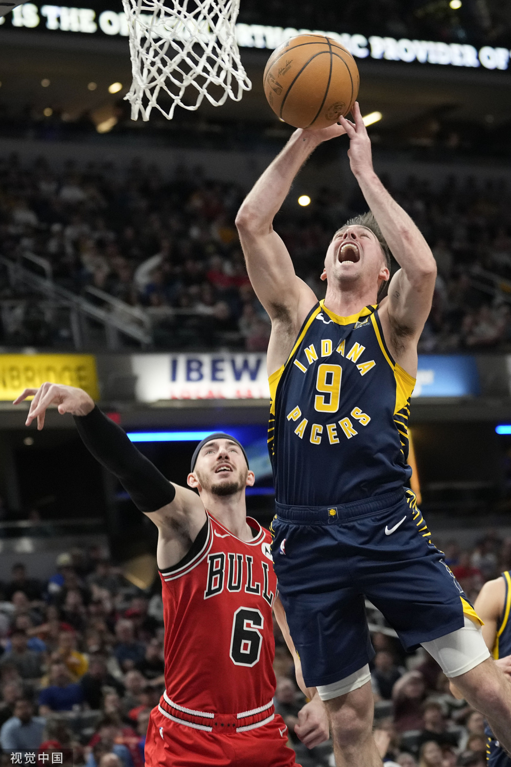 包含公牛队联盟新人能力榜第一,为球队赢得关键胜利的词条 包含公牛队联盟新人能力榜第一,为球队赢得关键胜利的词条