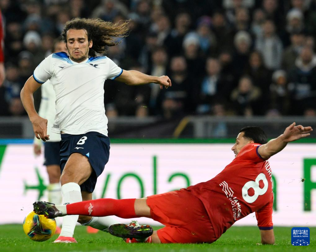 关于佛罗伦萨队员:在意甲联赛上演精彩表演的信息 关于佛罗伦萨队员:在意甲联赛上演精彩表演的信息