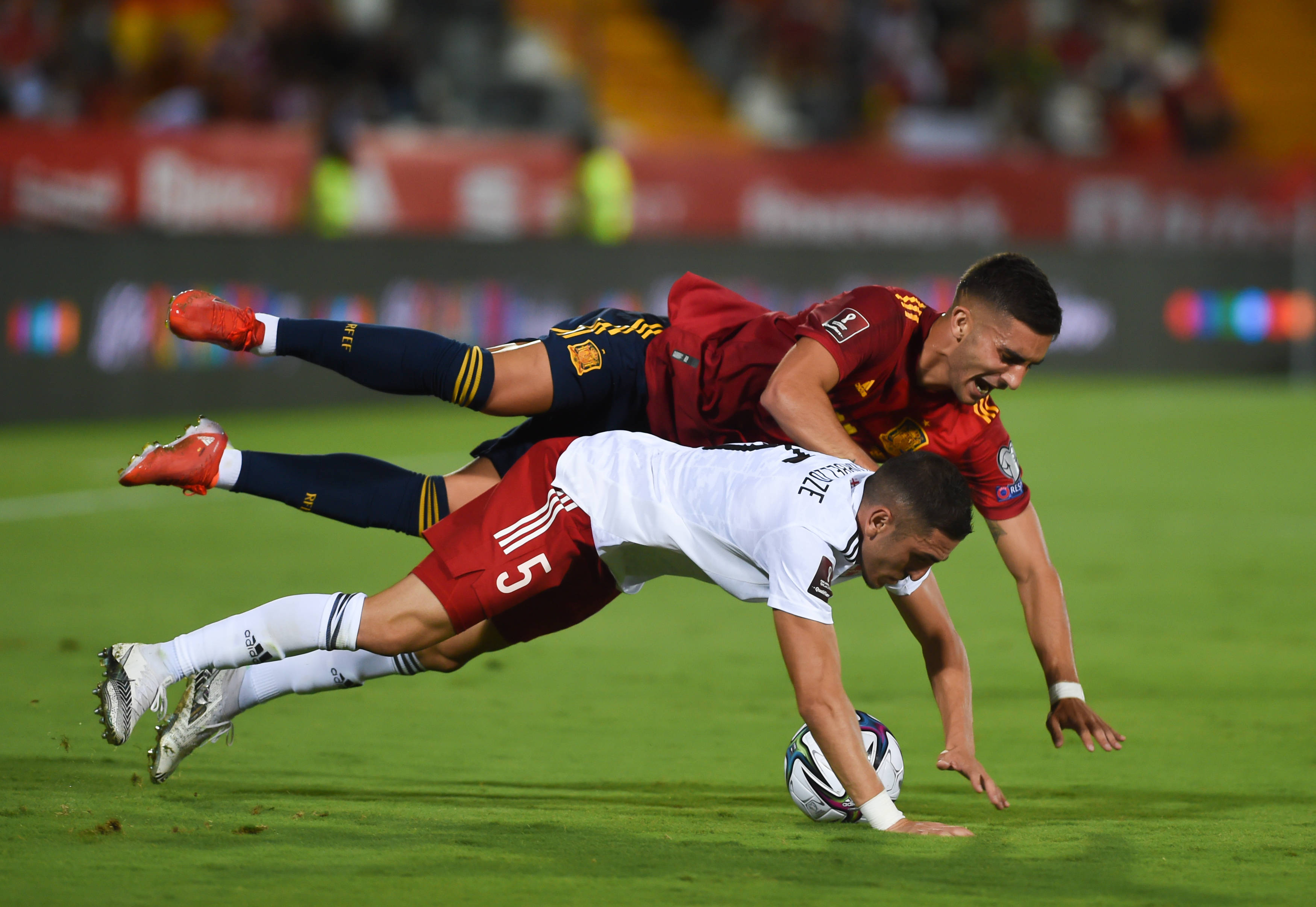 厄瓜多尔队力克尼日利亚,挺进欧预赛决赛的简单介绍 厄瓜多尔队力克尼日利亚,挺进欧预赛决赛的简单介绍