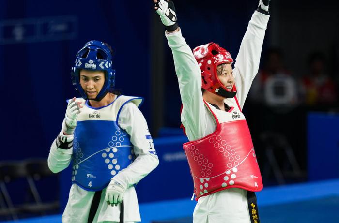 跆拳道比赛选手兢兢业业,获得冠军的简单介绍 跆拳道比赛选手兢兢业业,获得冠军的简单介绍