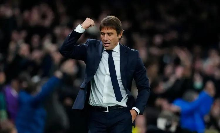 客场作战紧咬榜首,球队表现亮眼 客场作战紧咬榜首,球队表现亮眼