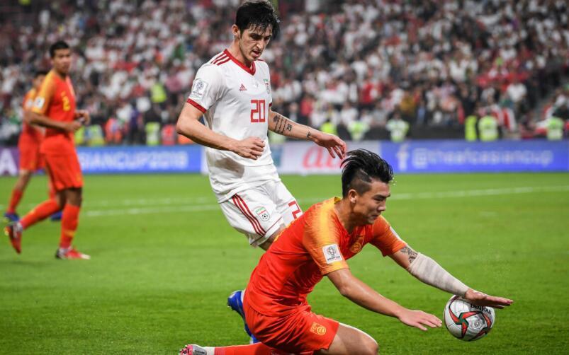 里昂中卫归队,全队备战全面展开 里昂中卫归队,全队备战全面展开