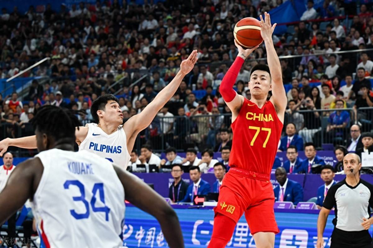 CBA总决赛首轮告捷,辽宁男篮阵容强大 CBA总决赛首轮告捷,辽宁男篮阵容强大