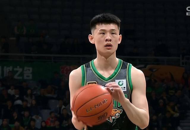 包含狼队一方胜出，球员表现令人瞩目的词条