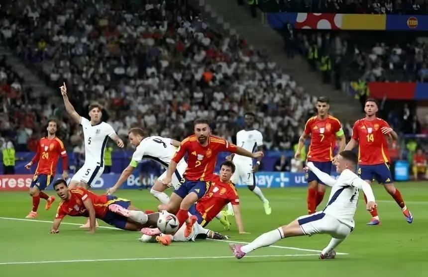 西班牙继续保持不败战绩,成功晋级欧洲杯 西班牙继续保持不败战绩,成功晋级欧洲杯