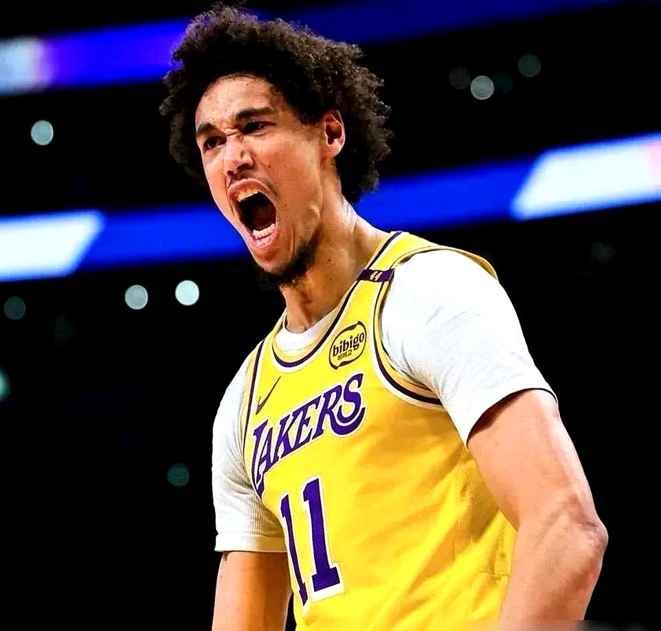 包含掘金队年轻后卫逐渐崭露头角,表现令人眼前一亮的词条 包含掘金队年轻后卫逐渐崭露头角,表现令人眼前一亮的词条