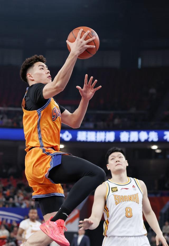 包含关键战役背靠背打响,球员体能面临考验的词条 包含关键战役背靠背打响,球员体能面临考验的词条