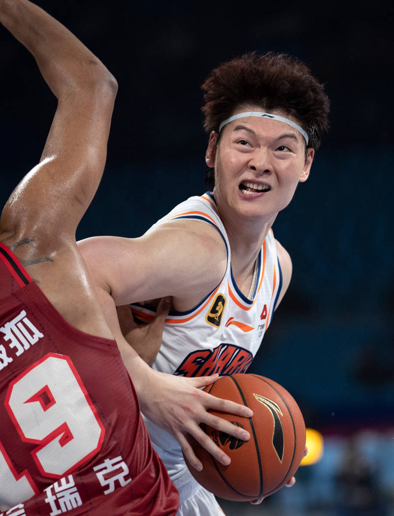 北京男篮惨遭浙江队逆转,遗憾失利 北京男篮惨遭浙江队逆转,遗憾失利