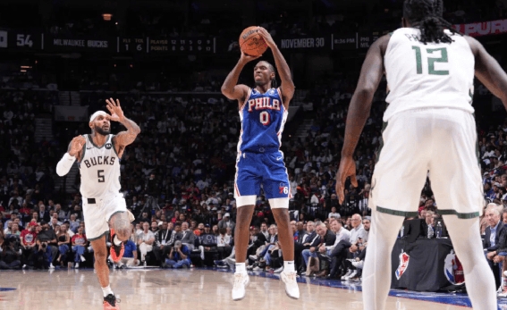 恩比德单场20+,76人惨遭雄鹿压制 恩比德单场20+,76人惨遭雄鹿压制