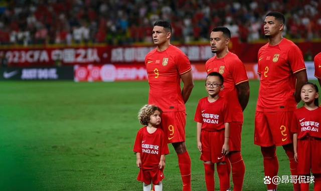 关于里尔球员团结一心,力拼胜利的信息 关于里尔球员团结一心,力拼胜利的信息