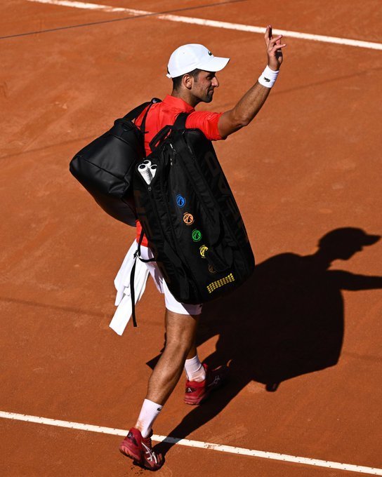 西班牙网球队血洗法国网球队，德约科维奇打破历史纪录的简单介绍