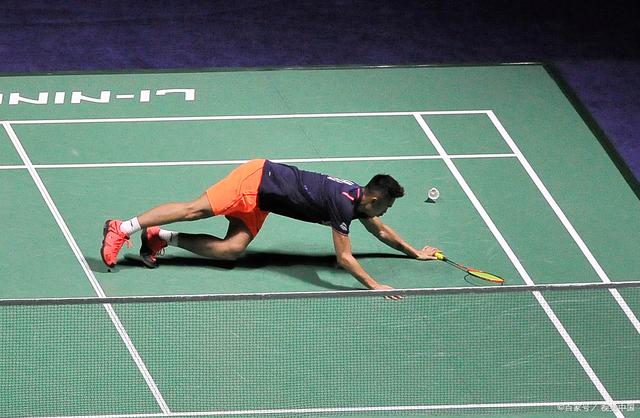 丹麦羽毛球队翻盘日本羽毛球队,林丹完成帽子戏法的简单介绍 丹麦羽毛球队翻盘日本羽毛球队,林丹完成帽子戏法的简单介绍